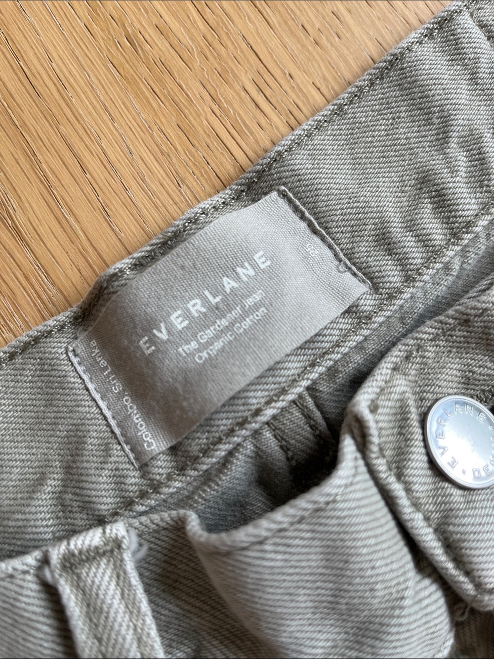 Everlane Gardener Jeans - Picture 2 of 13